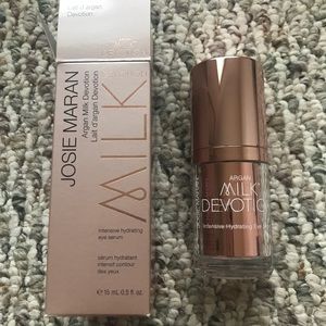 Josie Maran Devotion Creamy Argan Milk Eye Serum